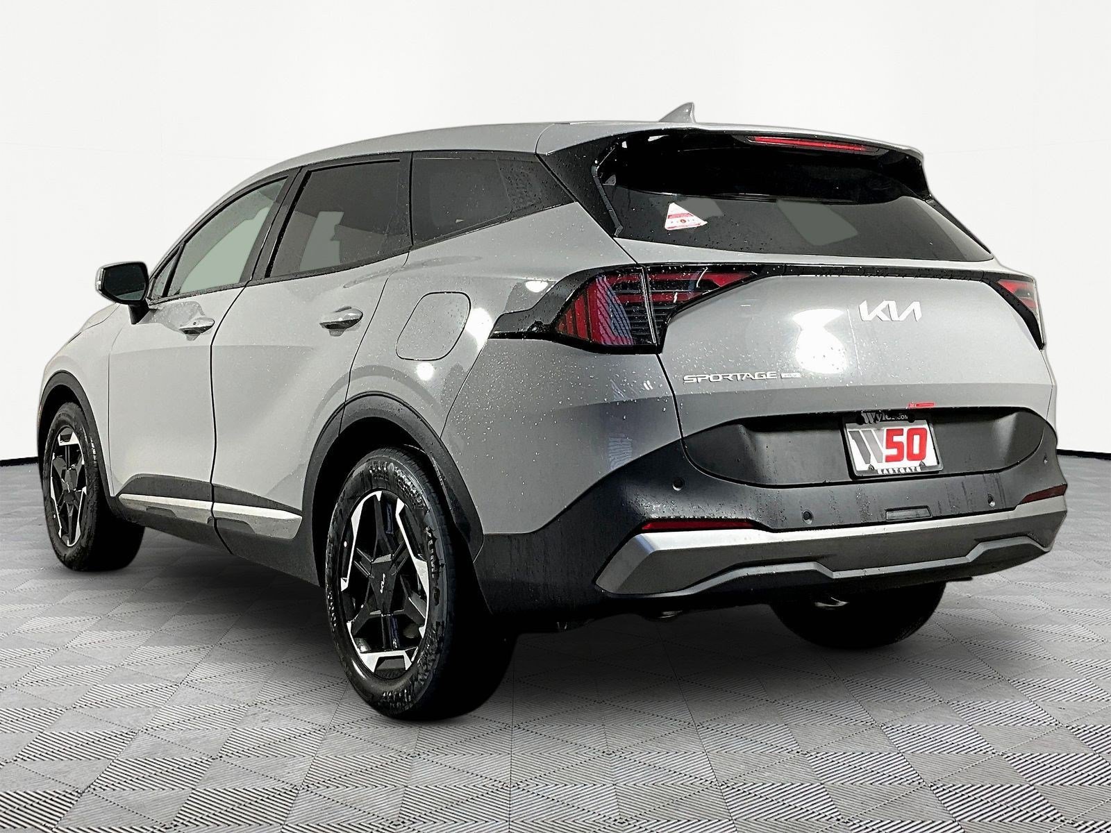 New 2027 Kia Sportage S FWD image 4