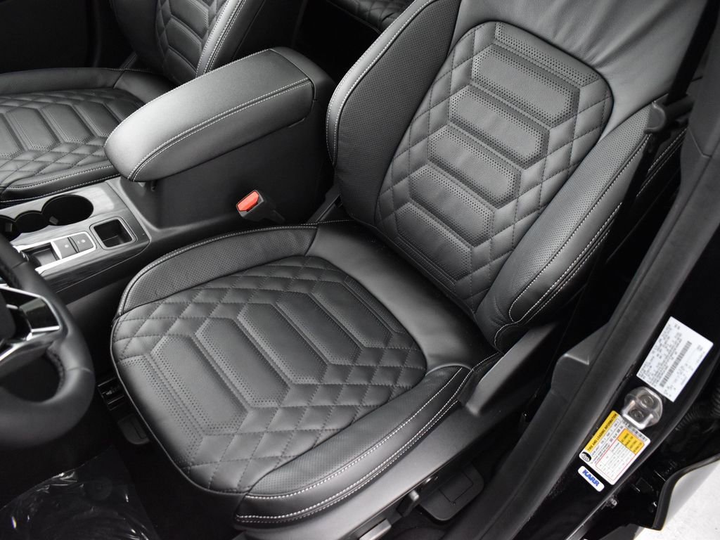 New 2024 Ford Escape SE w/ PHEV Premium Package image 21