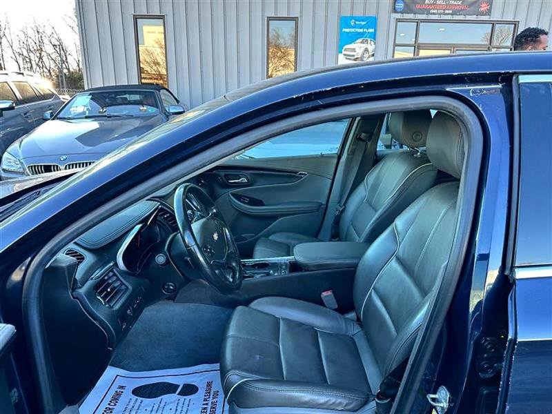 Used 2018 Chevrolet Impala Premier w/ Premier Confidence Package image 11