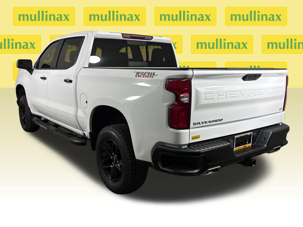 Used 2021 Chevrolet Silverado 1500 LT Trail Boss w/ Convenience Package II AWD/4WD image 9