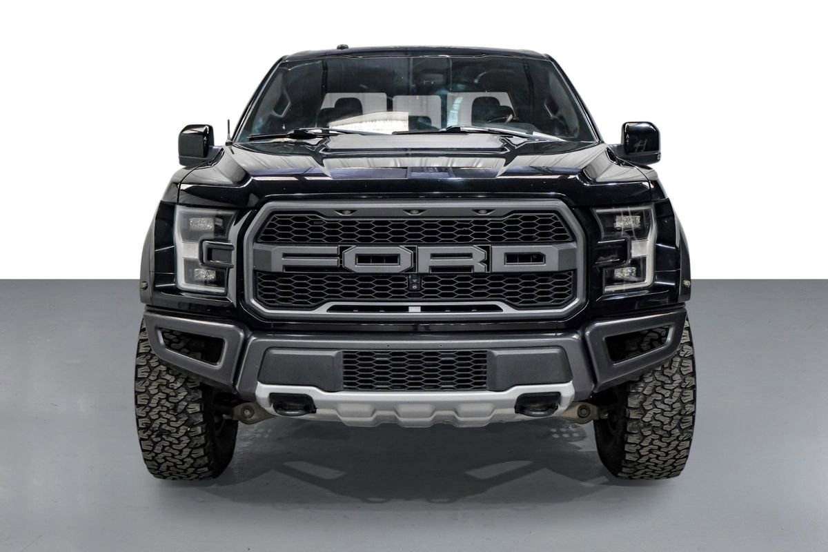 Used 2018 Ford F150 Raptor w/ Equipment Group 802A Luxury image 3