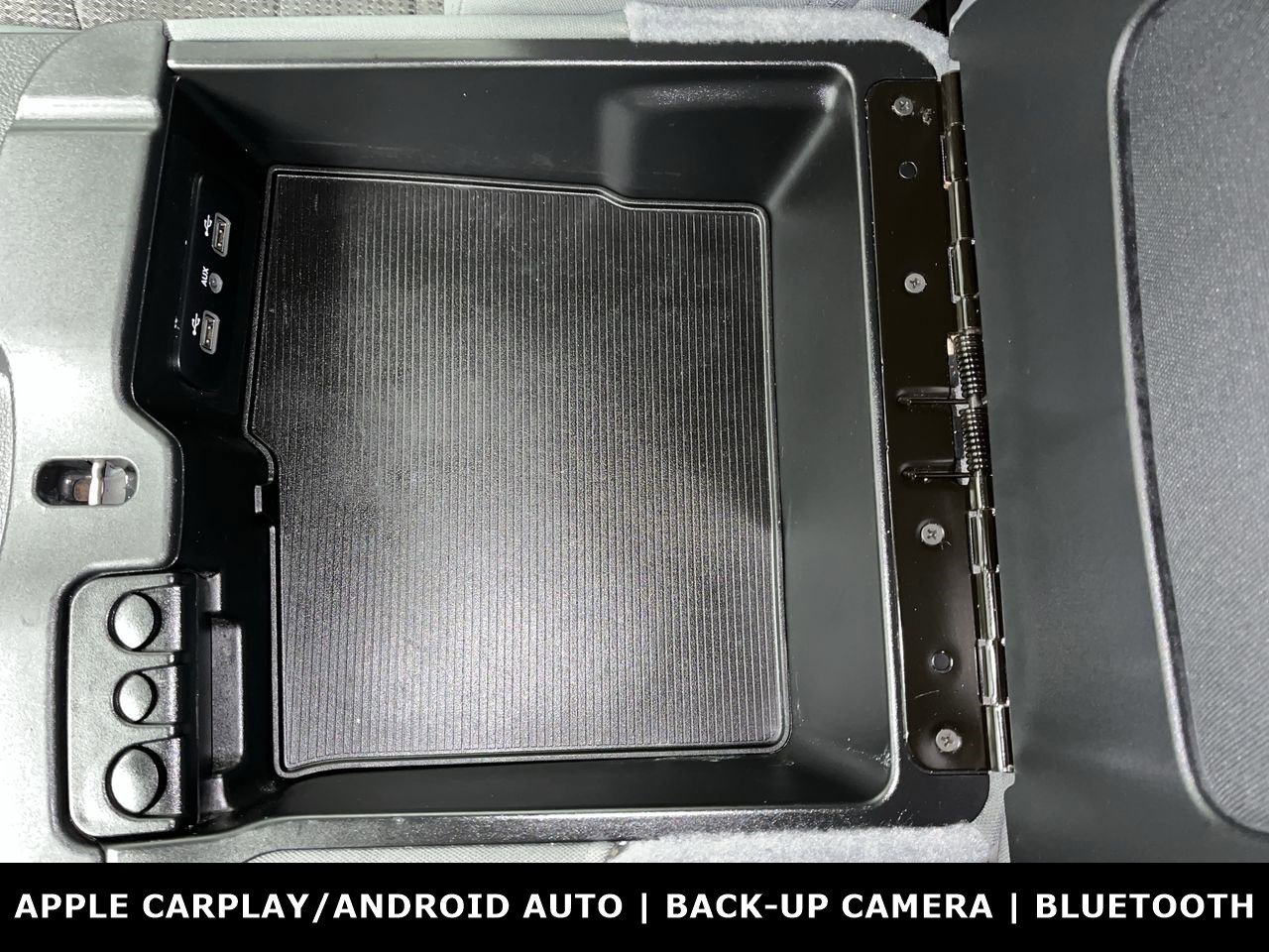 Used 2020 RAM 1500 Classic SLT AWD/4WD image 22