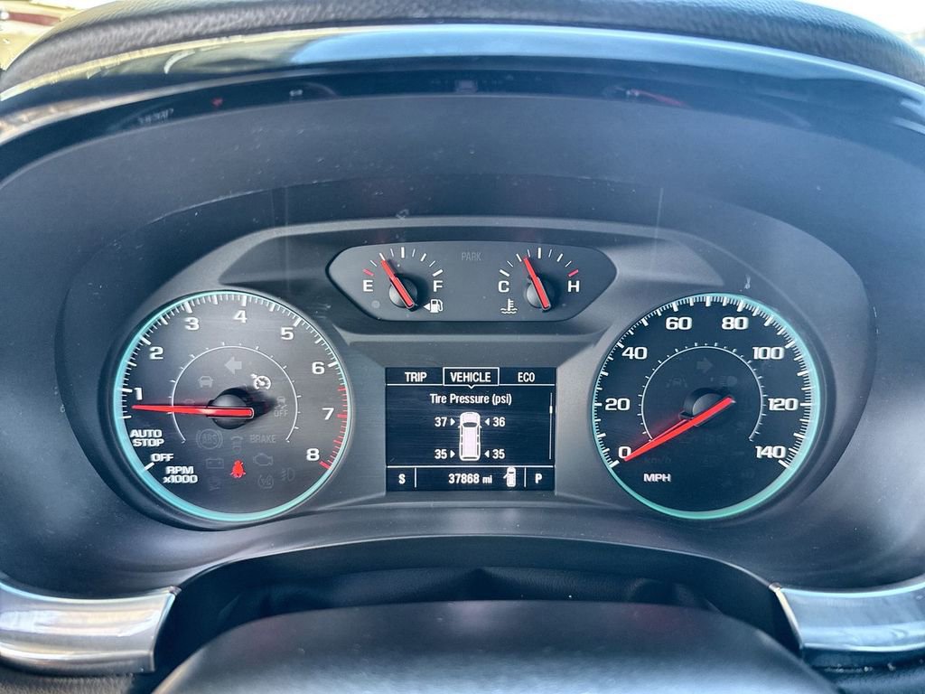 Used 2023 Chevrolet Traverse LT image 4