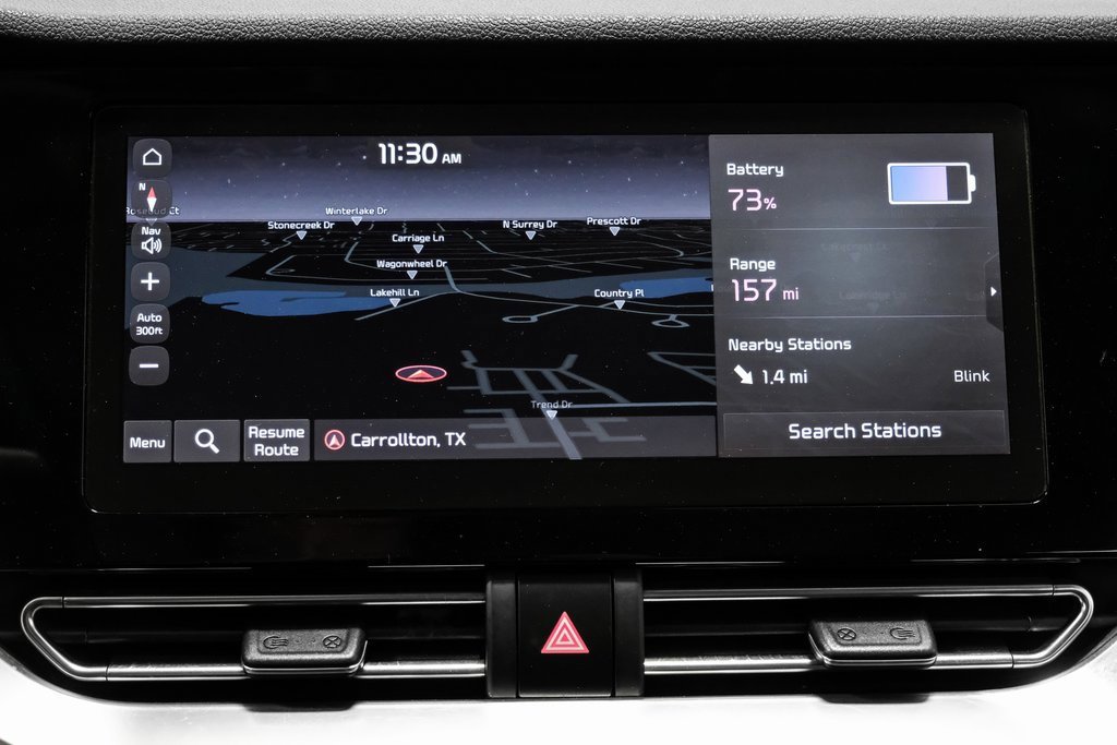 Used 2022 Kia Niro EX image 24