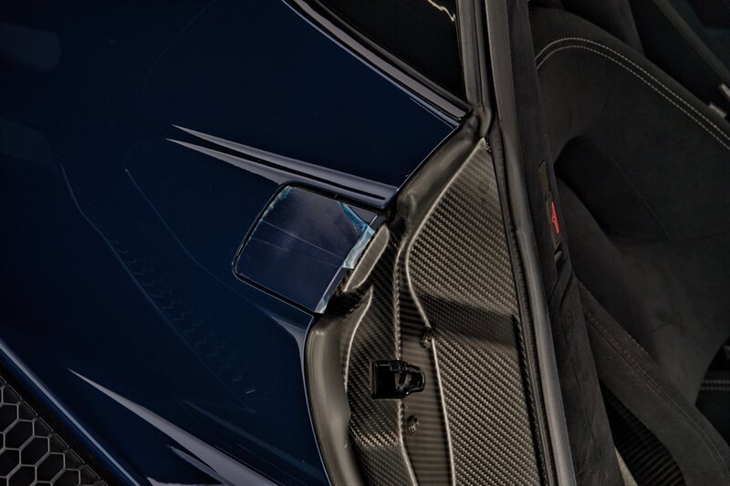 Used 2020 Ford GT Carbon Series image 25
