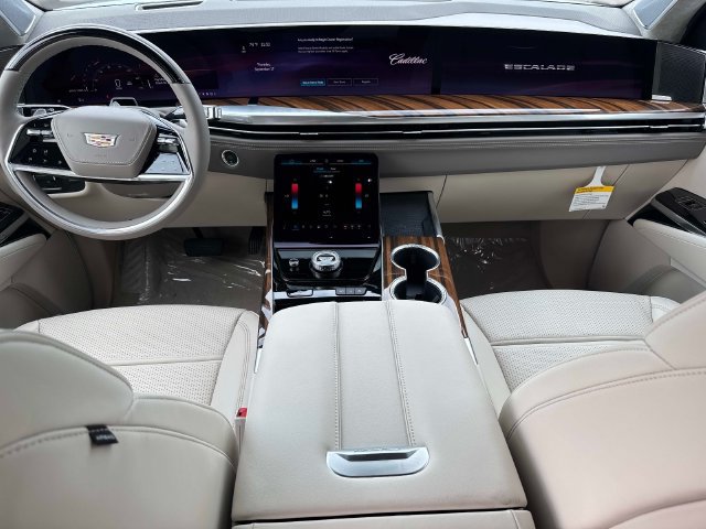 New 2026 Cadillac Escalade Platinum Sport w/ LPO, ONYX Package AWD/4WD image 17
