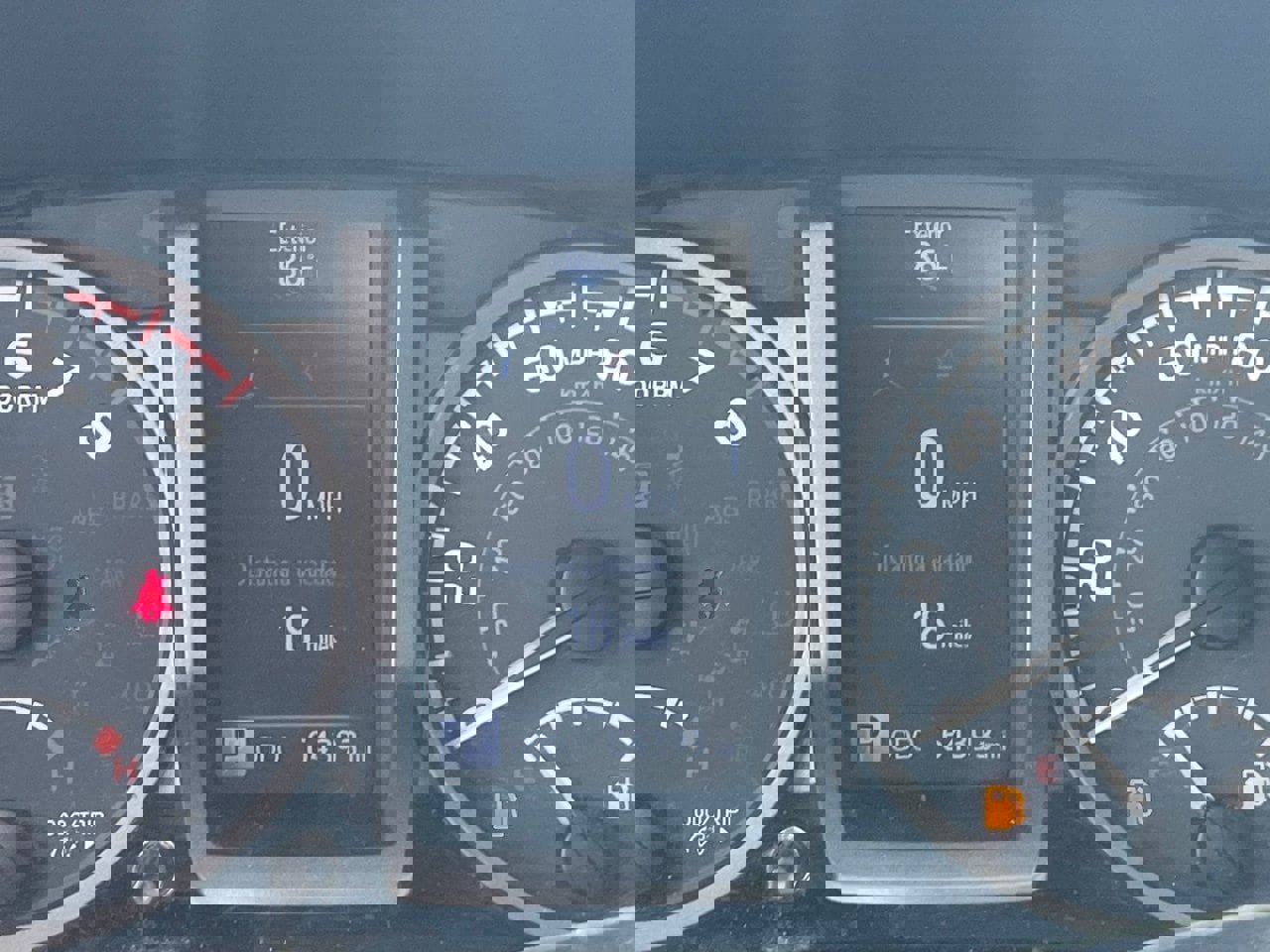 Used 2020 Toyota Tacoma TRD Off-Road w/ Technology Package image 9