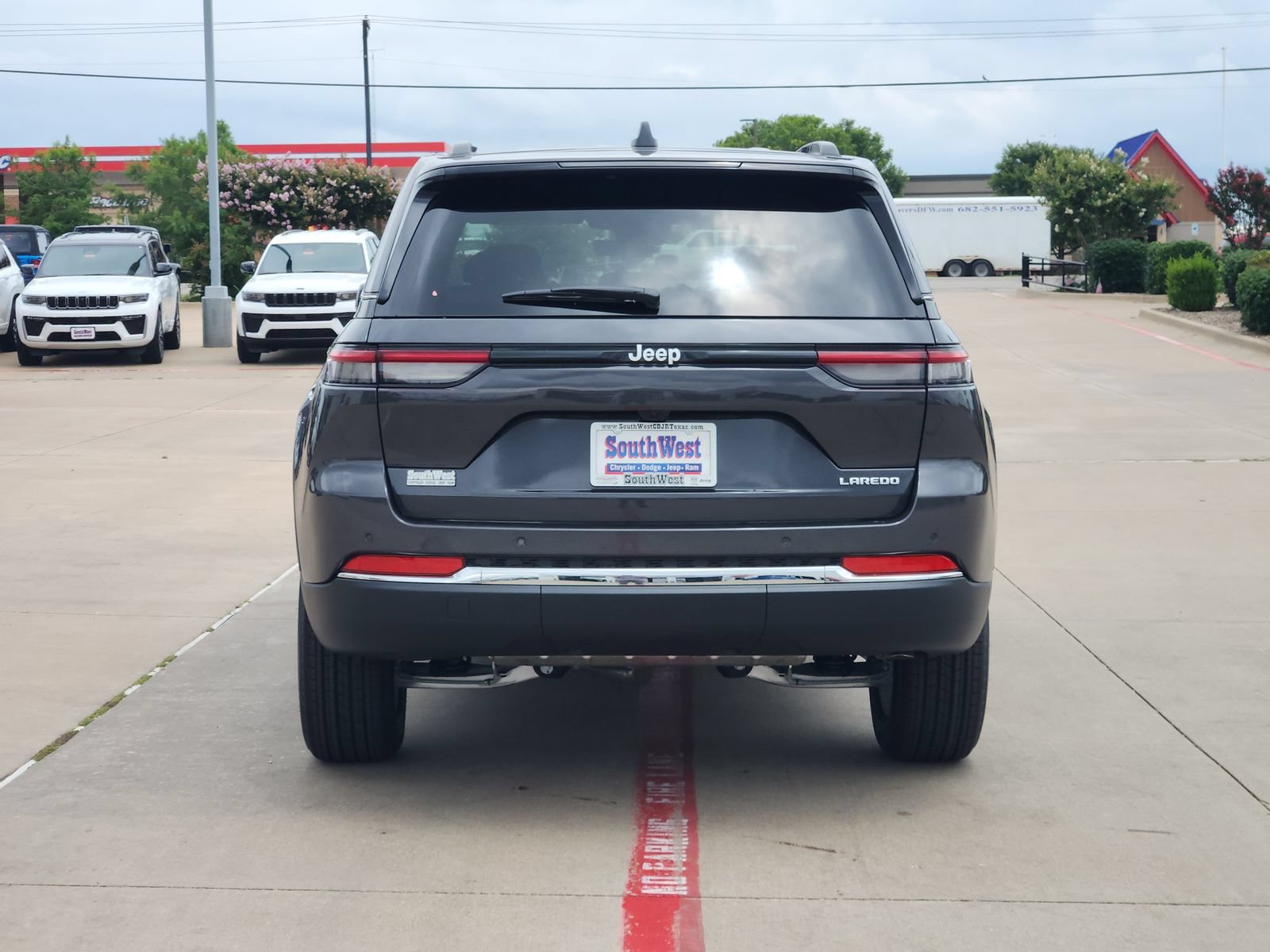 New 2026 Jeep Grand Cherokee Laredo RWD image 8