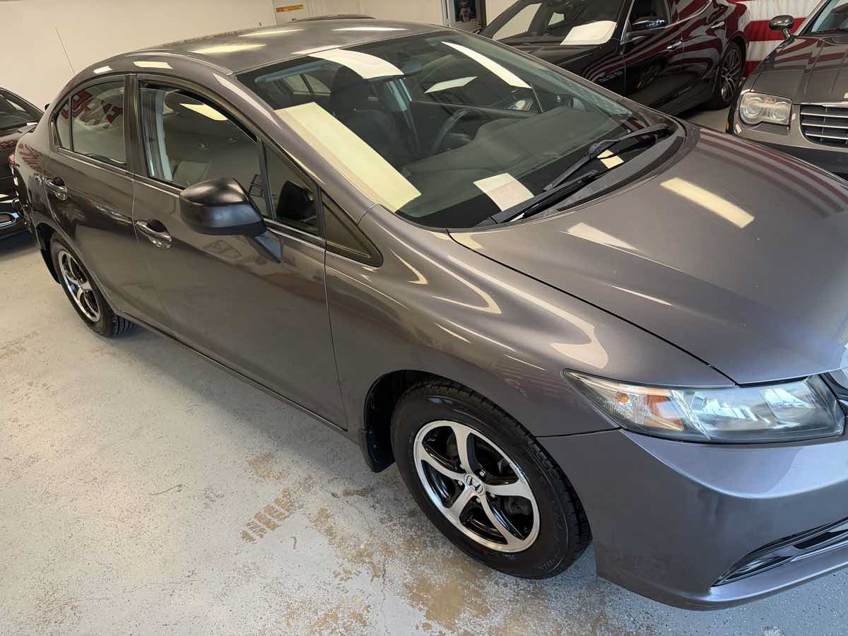 Used 2015 Honda Civic SE image 5