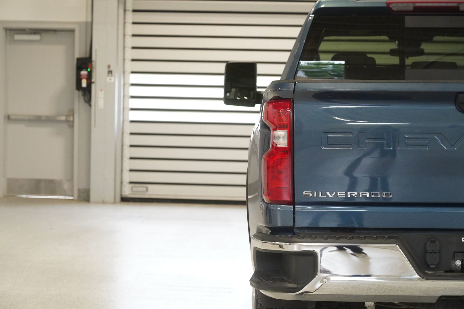 Used 2024 Chevrolet Silverado 2500 LT w/ Convenience Package AWD/4WD image 10