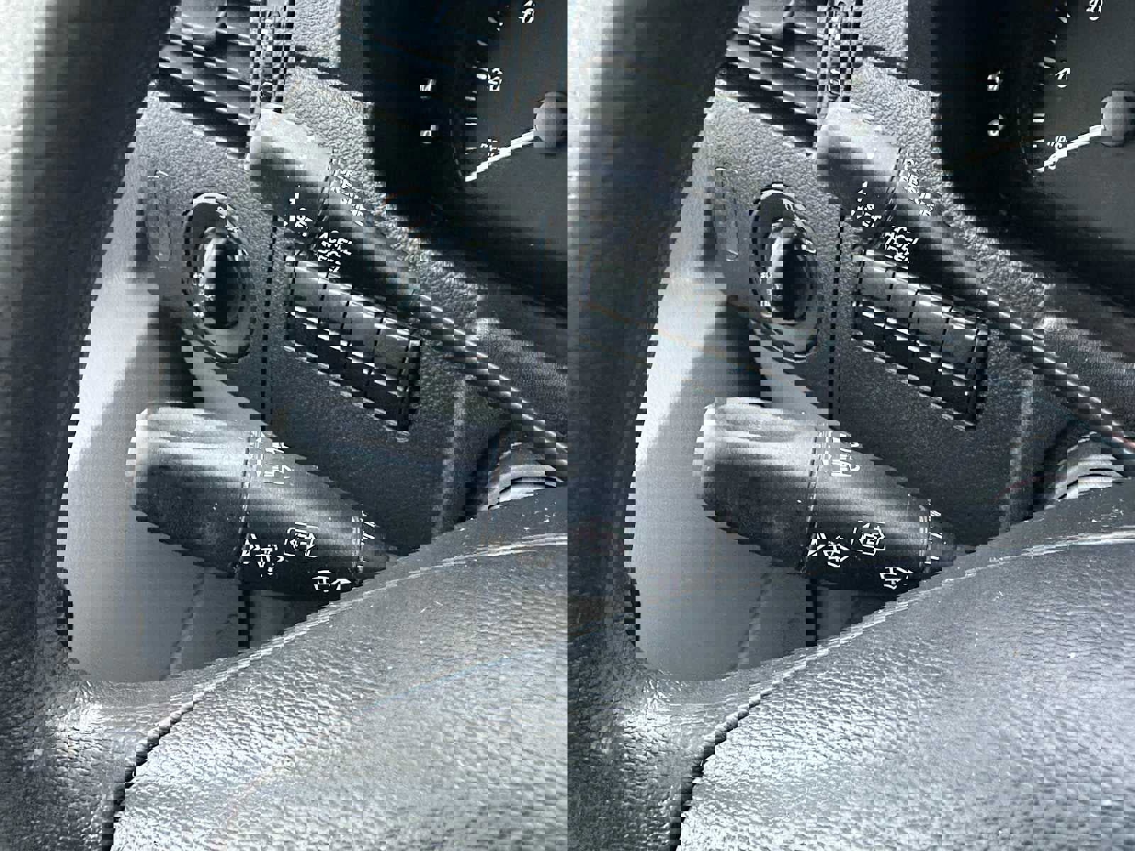 Used 2016 Freightliner Sprinter 2500 image 31