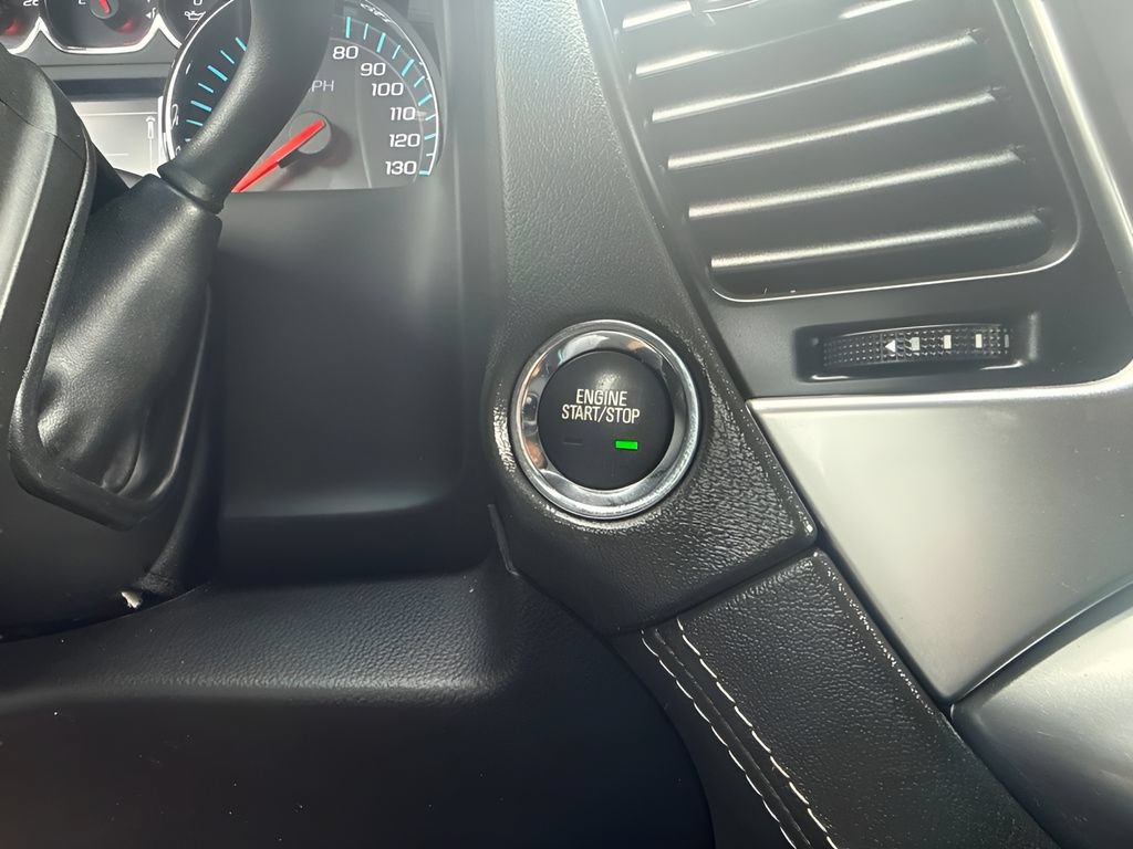 Used 2020 Chevrolet Suburban Premier AWD/4WD image 26