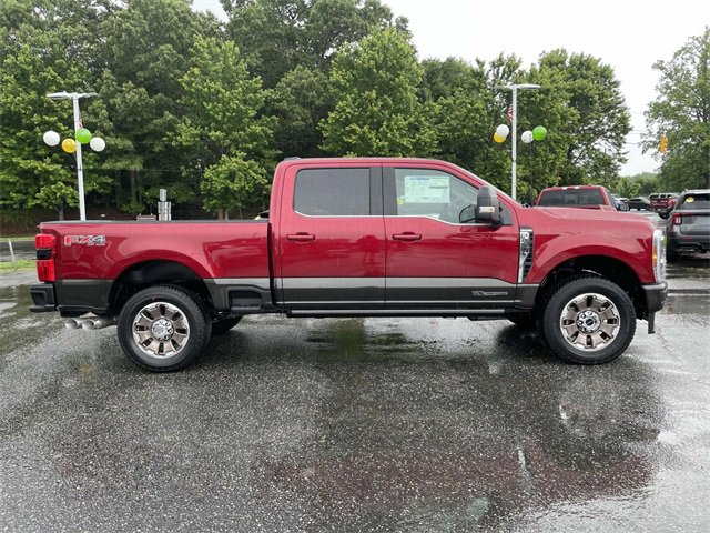 New 2025 Ford F250 King Ranch w/ FX4 Off-Road Package image 8