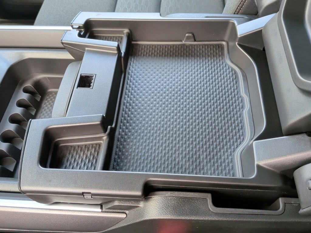 New 2026 RAM 1500 4x4 Crew Cab image 36