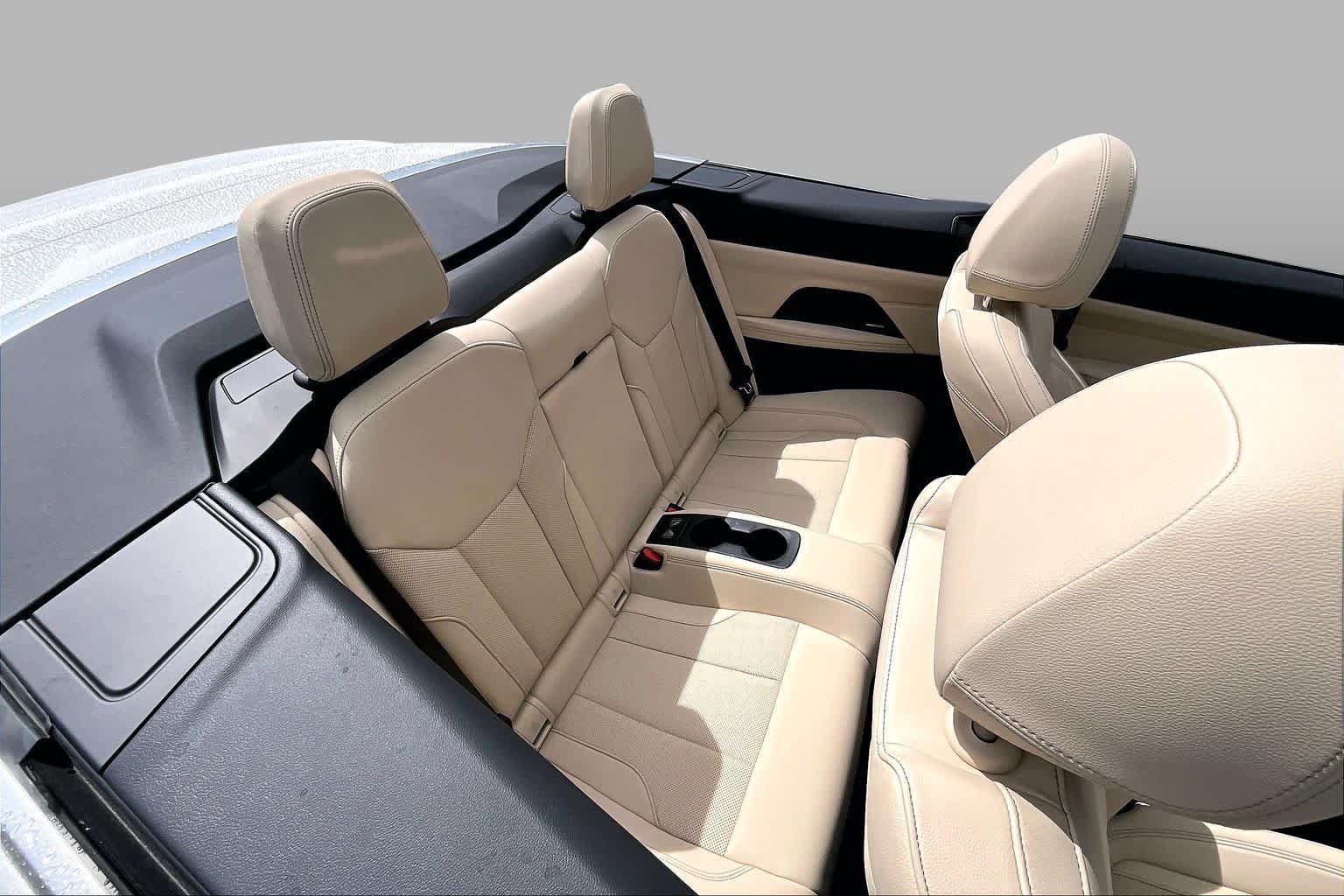 Used 2026 BMW 430i Convertible RWD image 19