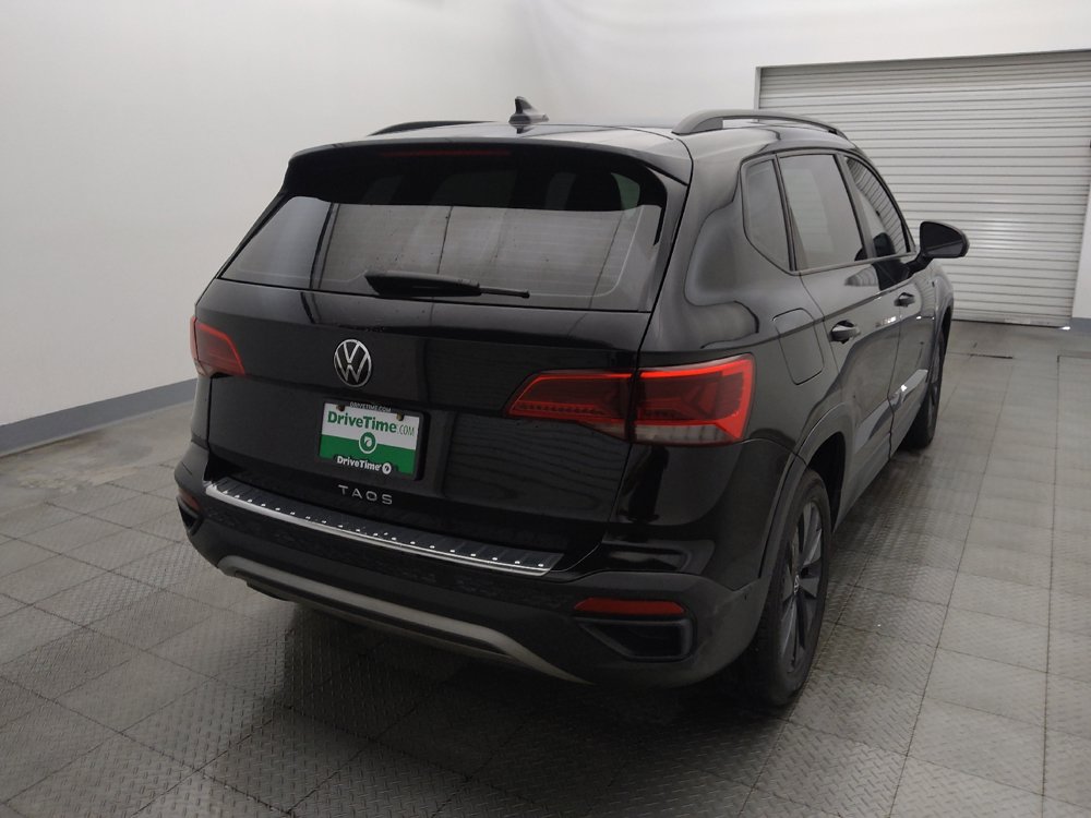 Used 2024 Volkswagen Taos S w/ MDO Package FWD image 7