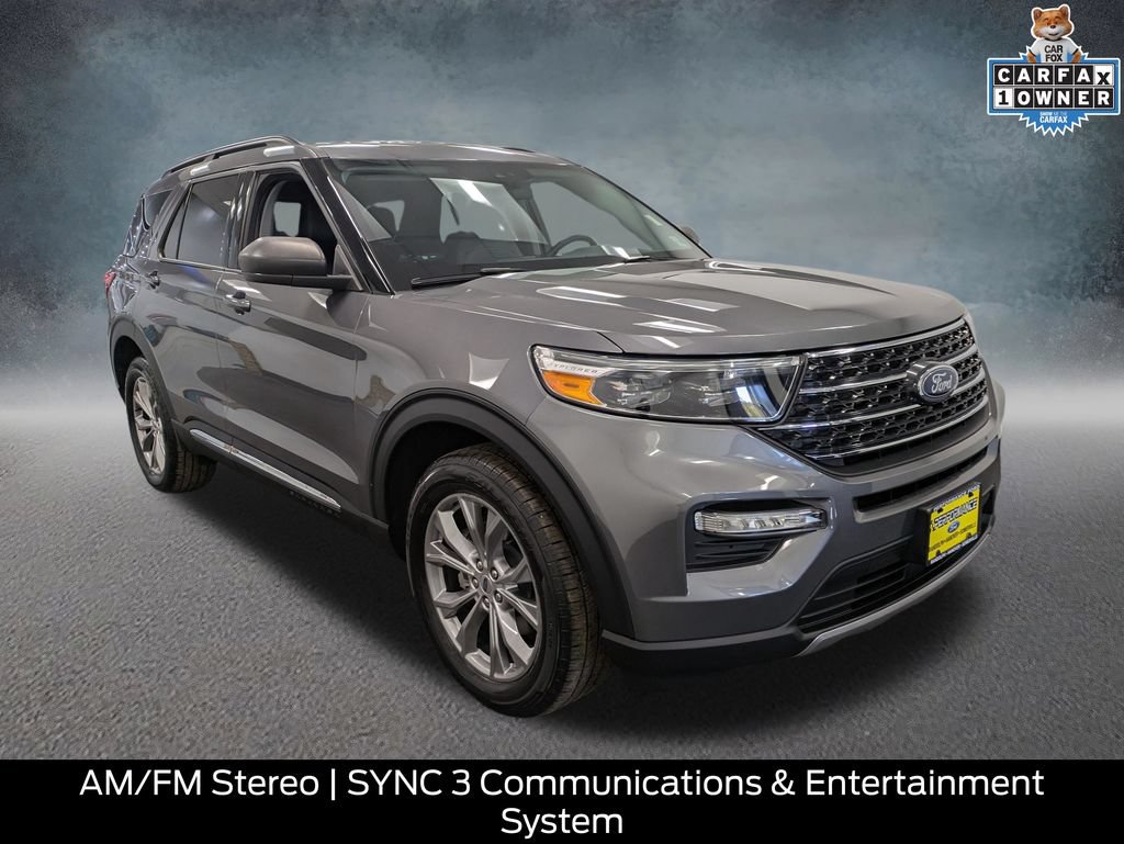 Used 2022 Ford Explorer XLT w/ Equipment Group 202A AWD/4WD image 3