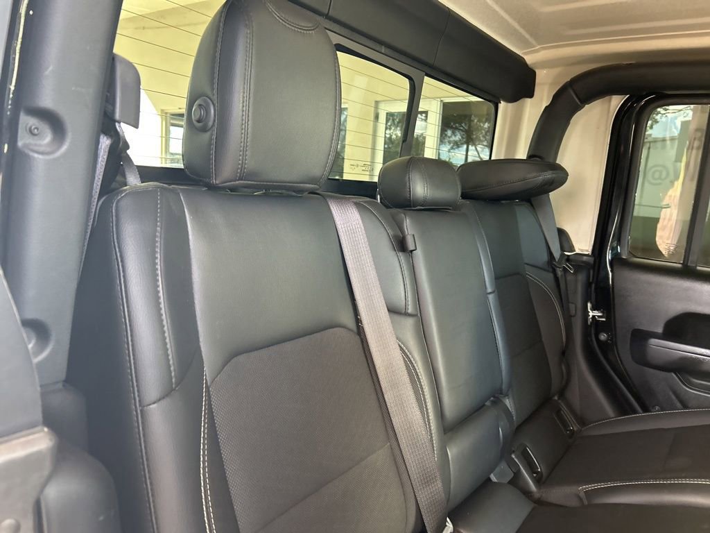 Used 2023 Jeep Gladiator Sport image 29