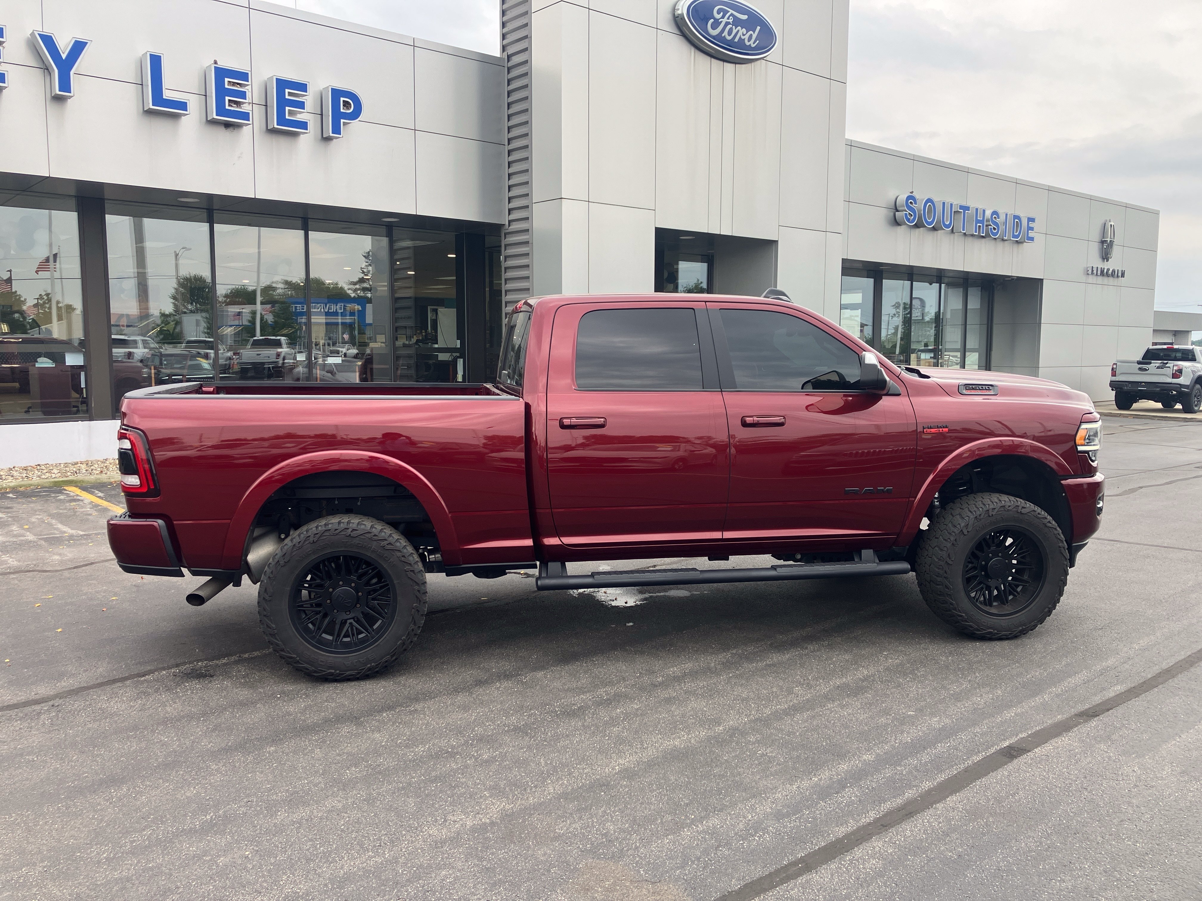 Used 2022 RAM 2500 Laramie AWD/4WD image 8