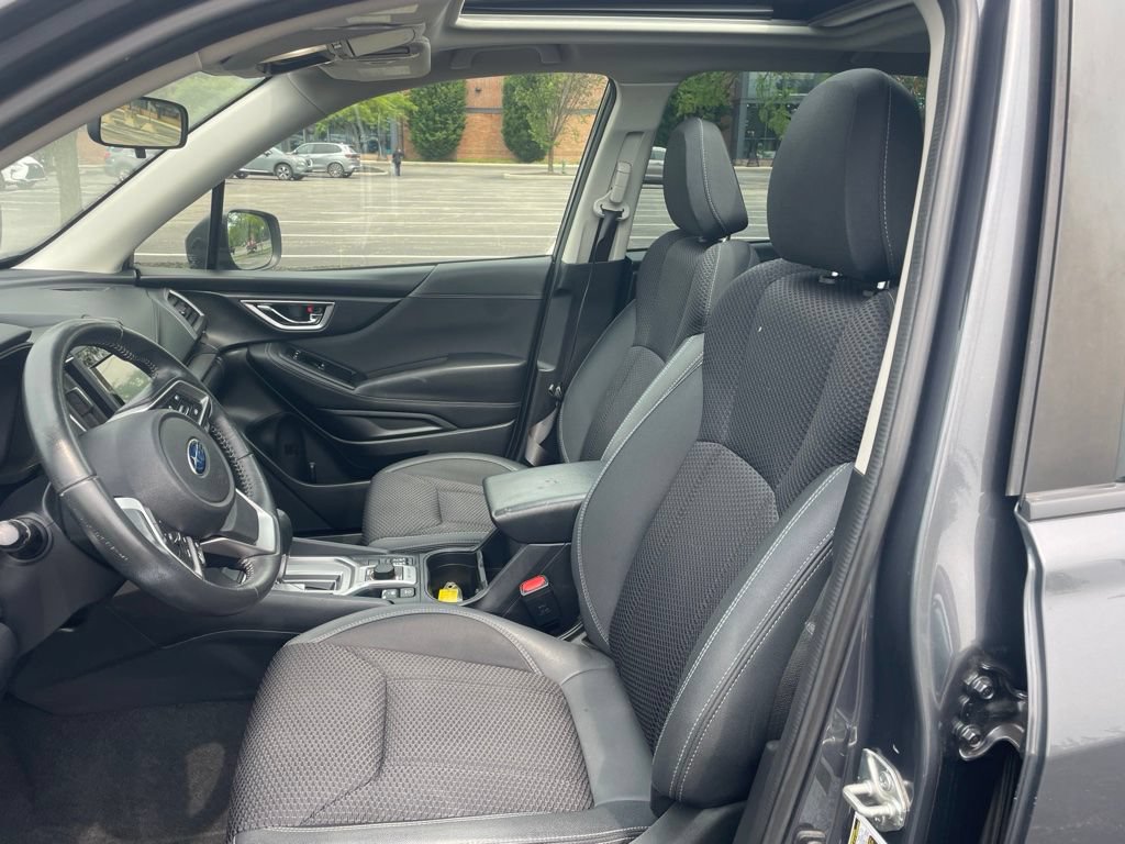 Used 2022 Subaru Forester Premium AWD/4WD image 11