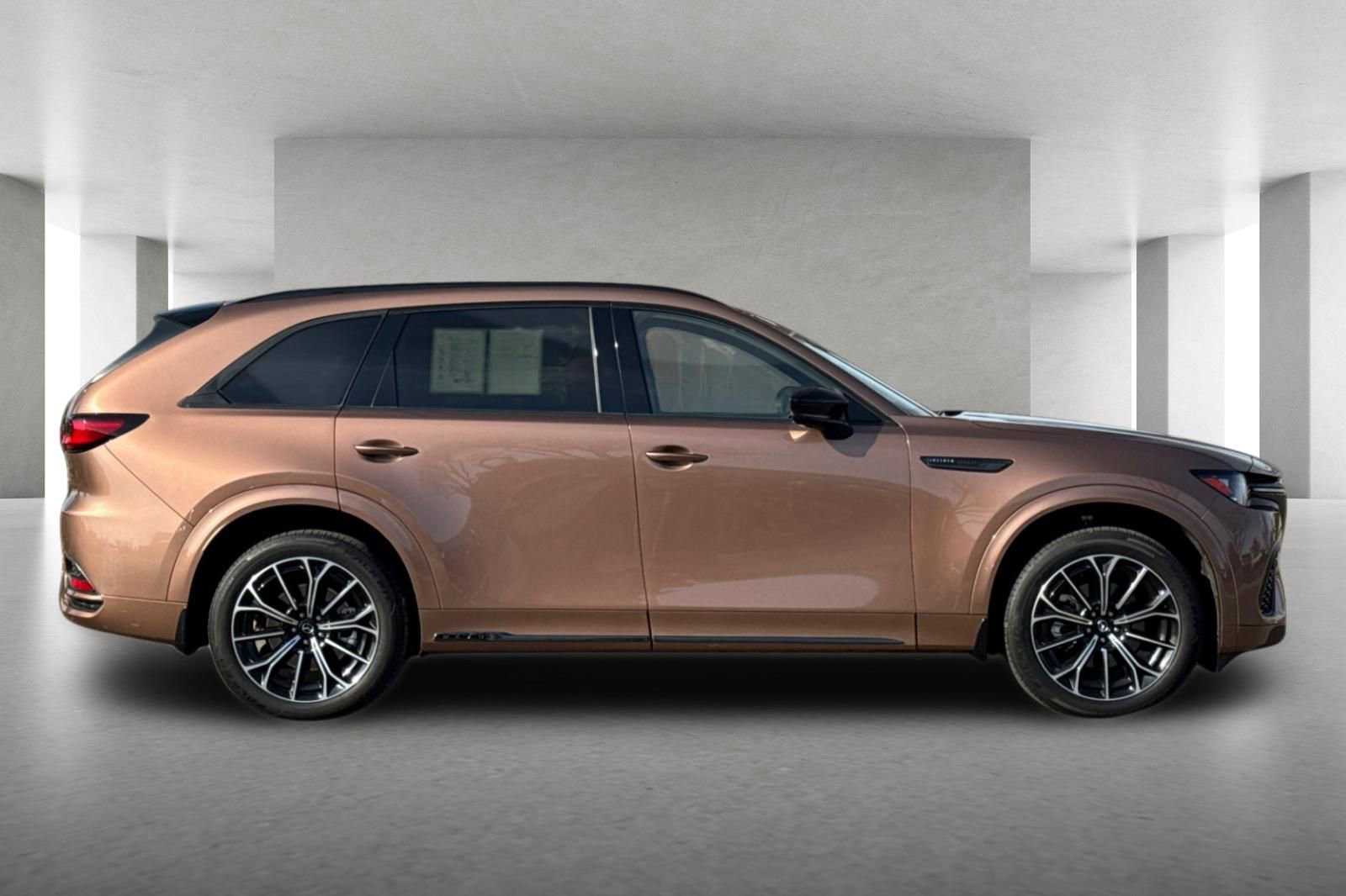 Certified 2025 MAZDA CX-70 3.3 Turbo S w/ Premium Plus image 3