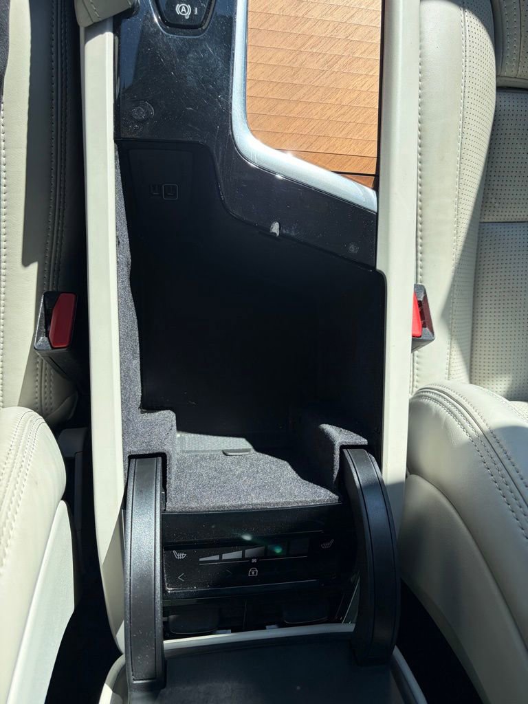 Used 2019 Volvo XC90 T6 Inscription w/ Advanced Package AWD/4WD image 14