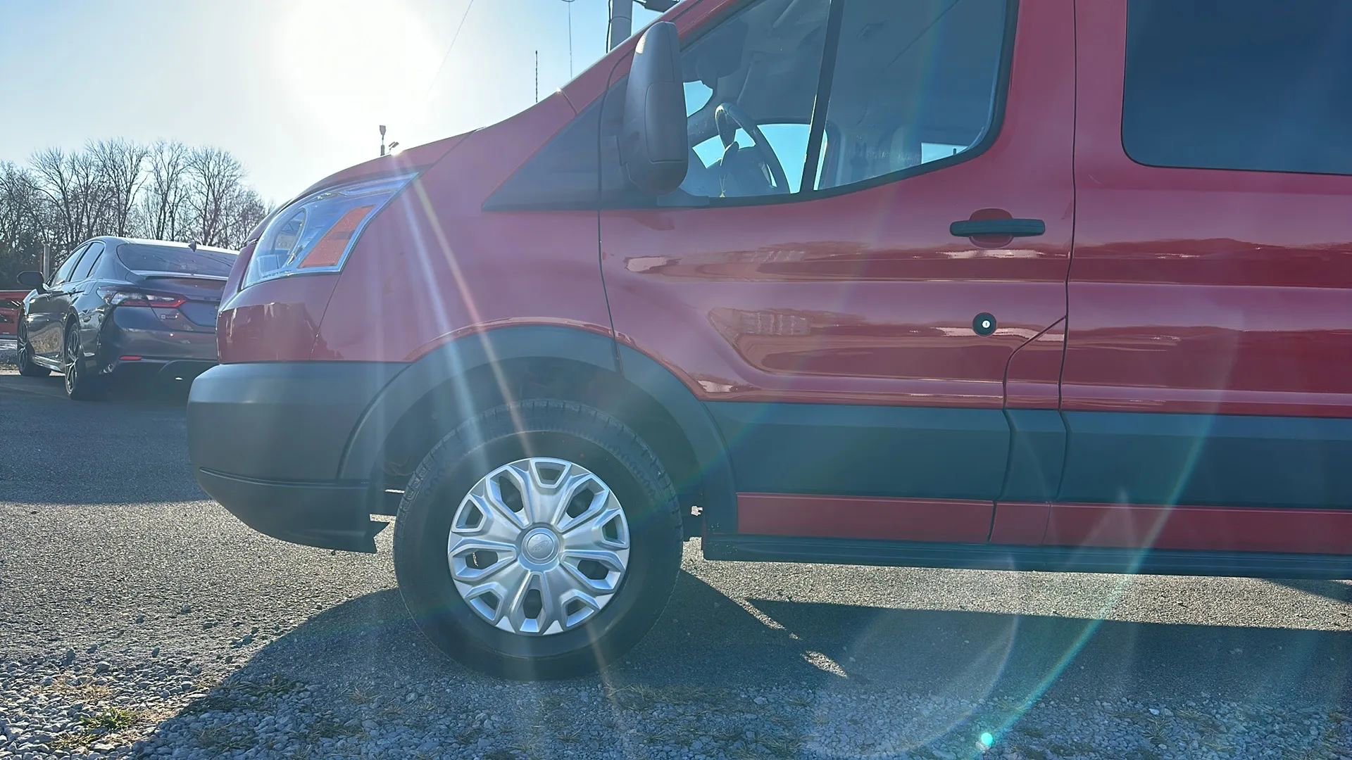Used 2015 Ford Transit 350 XLT image 7