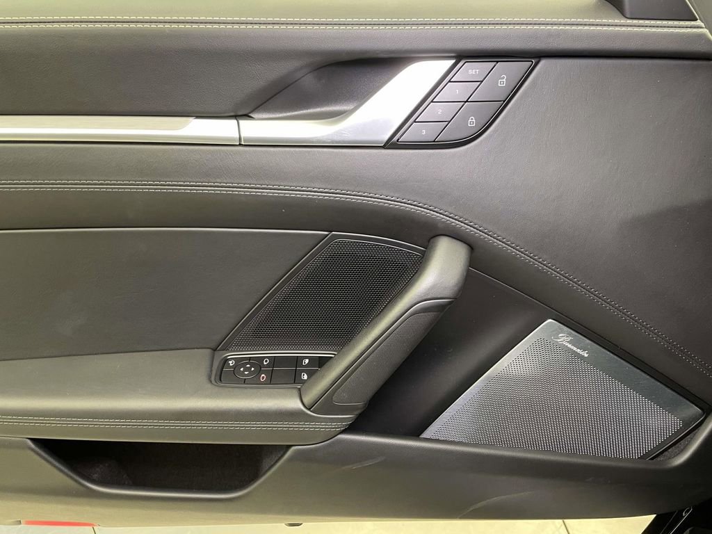 Certified 2022 Porsche 911 Targa 4S image 32