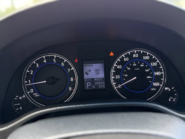 Used 2014 INFINITI Q60 Convertible w/ Premium Package RWD image 12