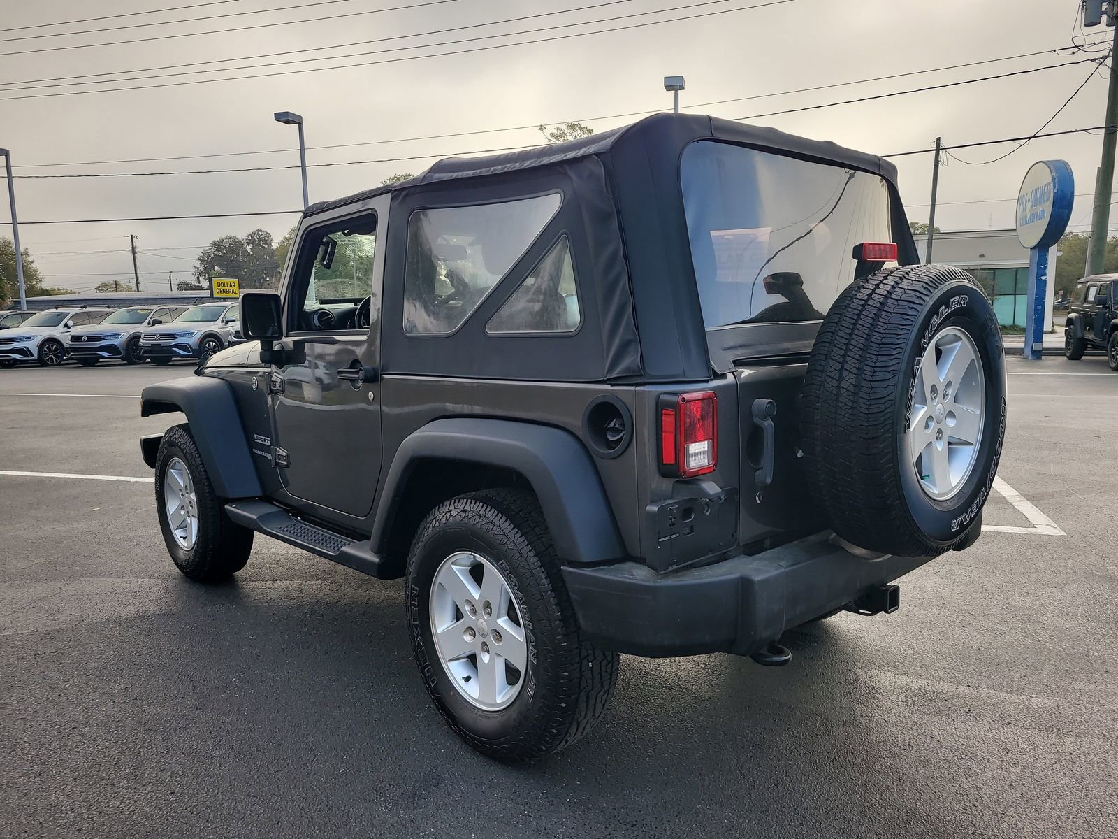 Used 2018 Jeep Wrangler Sport image 8