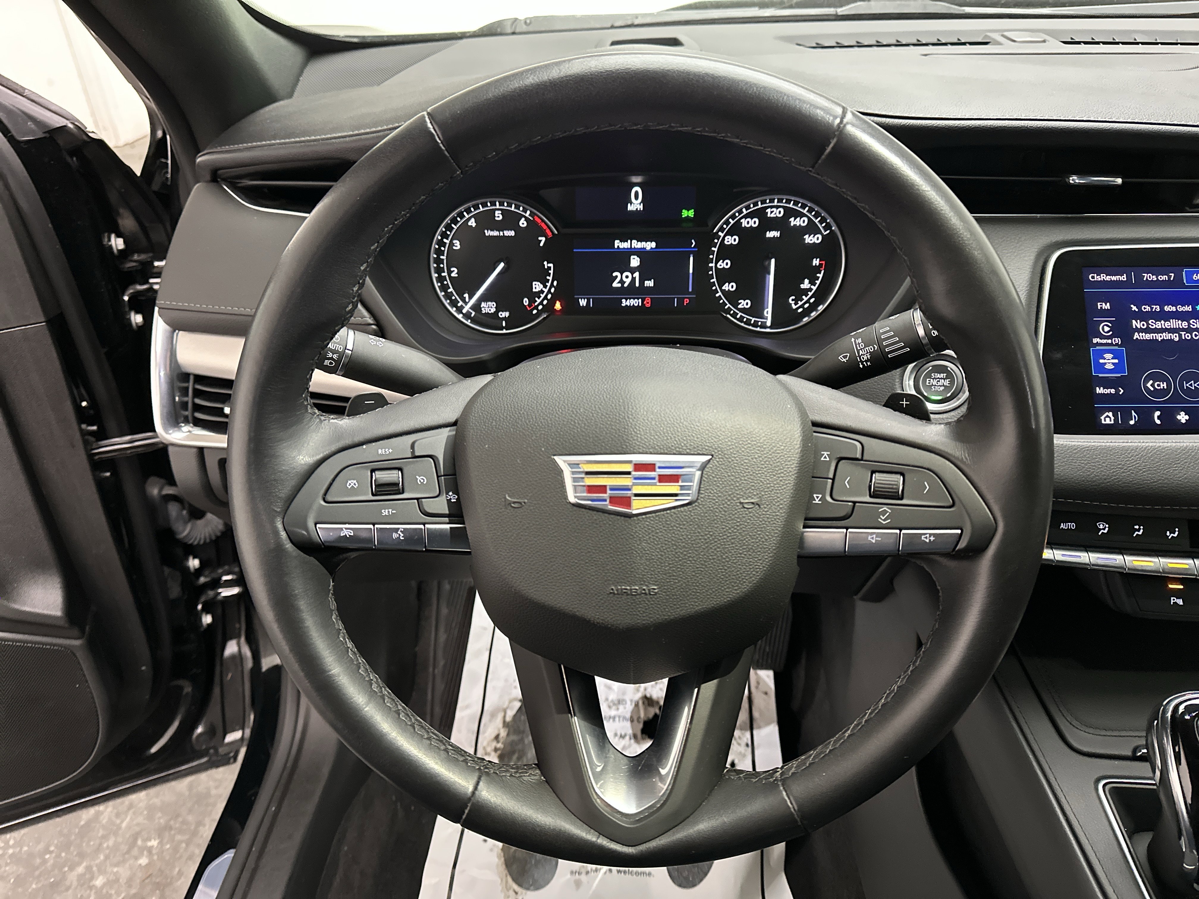 Used 2023 Cadillac XT4 Premium Luxury image 28