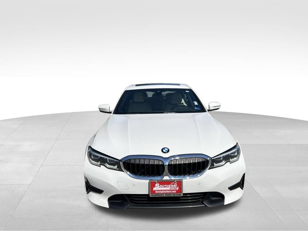 Used 2021 BMW 330i xDrive Sedan w/ Driving Assistance Package AWD/4WD image 9