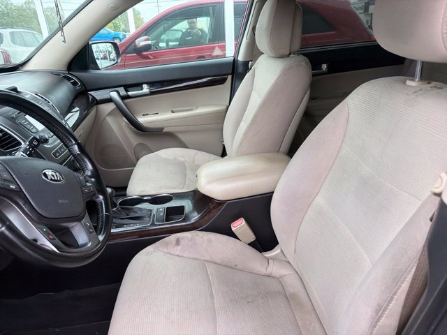 Used 2015 Kia Sorento LX FWD image 3