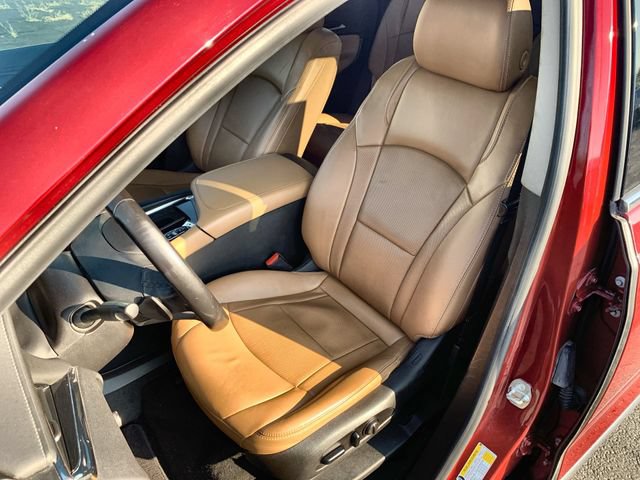 Used 2018 Buick Enclave Essence FWD image 18
