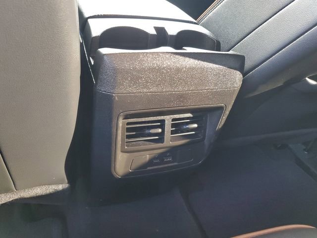 Used 2024 GMC Canyon AT4 image 15