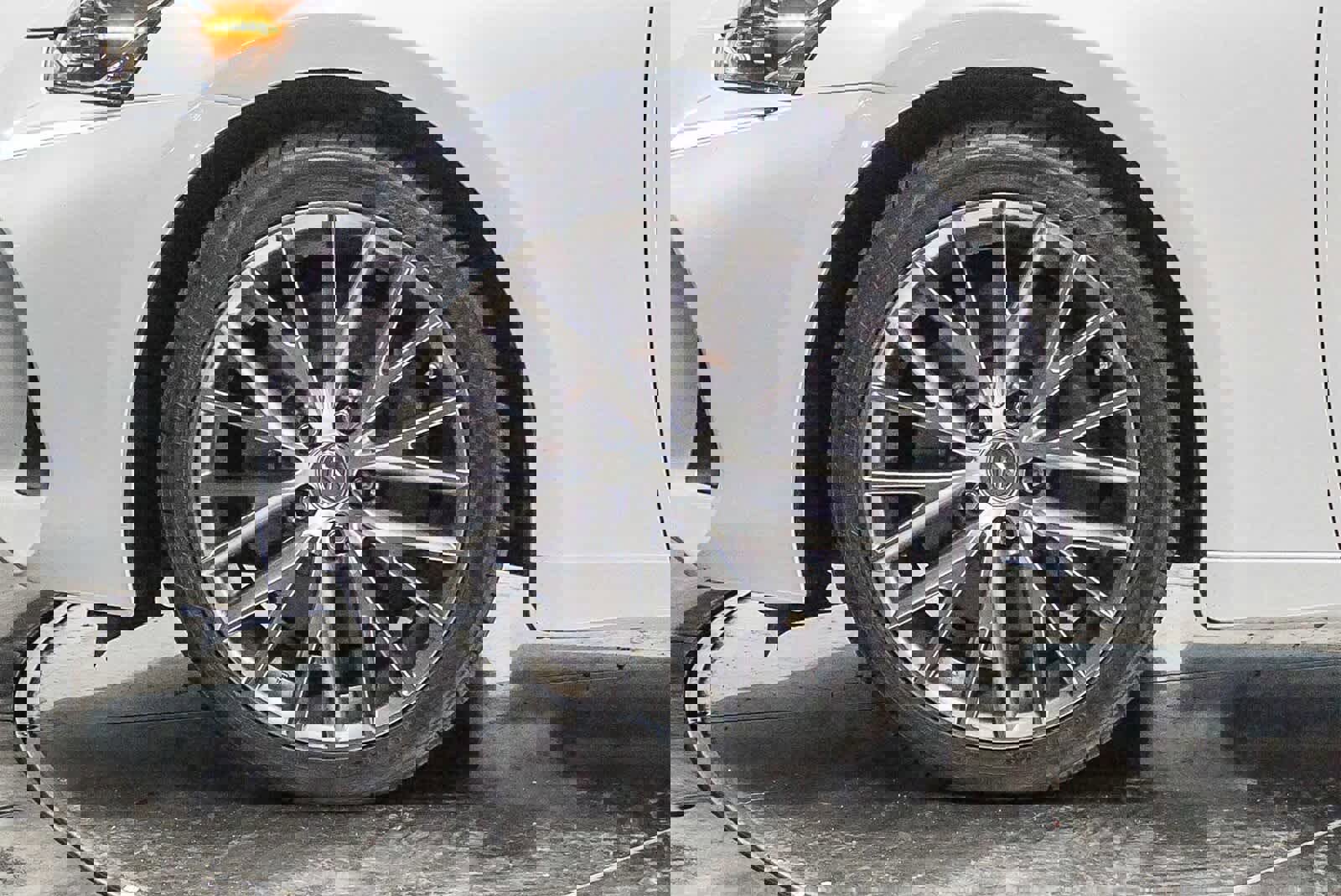 Used 2018 Lexus IS 300 w/ Accessory Package 2 image 9