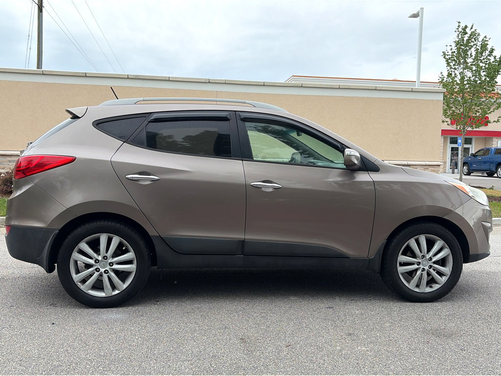 Used 2013 Hyundai Tucson Limited AWD/4WD image 20