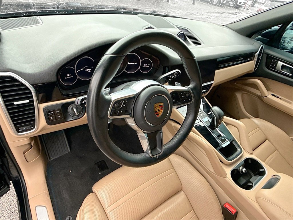 Used 2020 Porsche Cayenne image 12