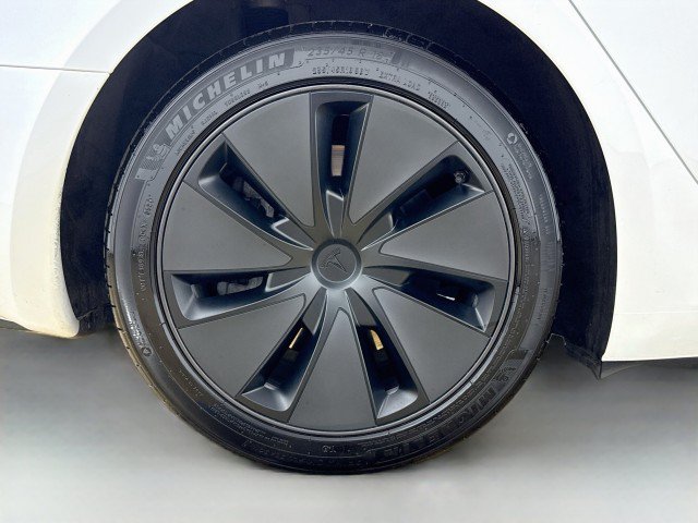 Used 2024 Tesla Model 3 Long Range AWD/4WD image 29