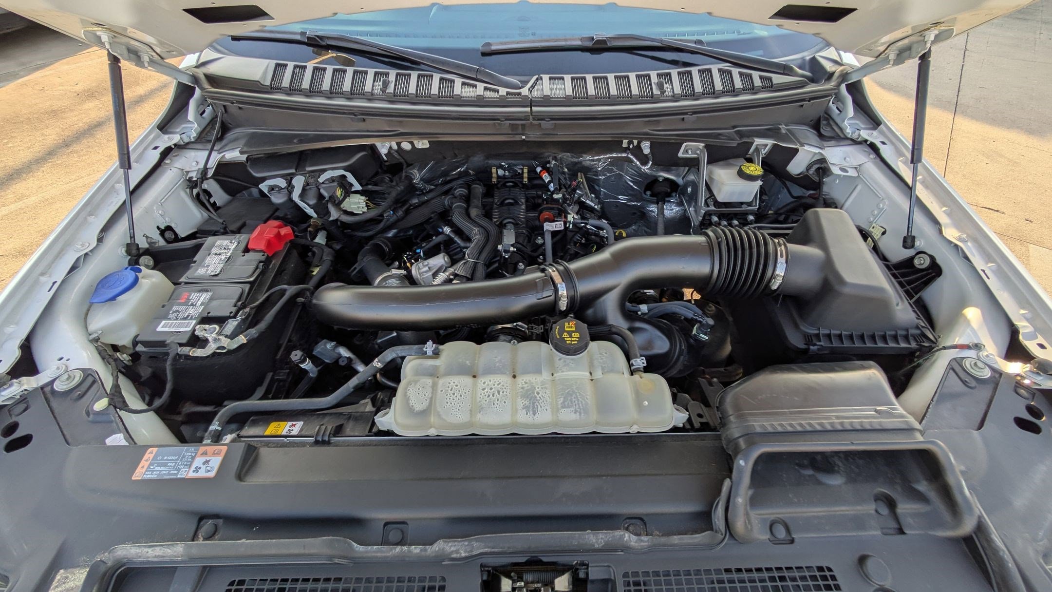 Used 2024 Ford Expedition Limited image 33