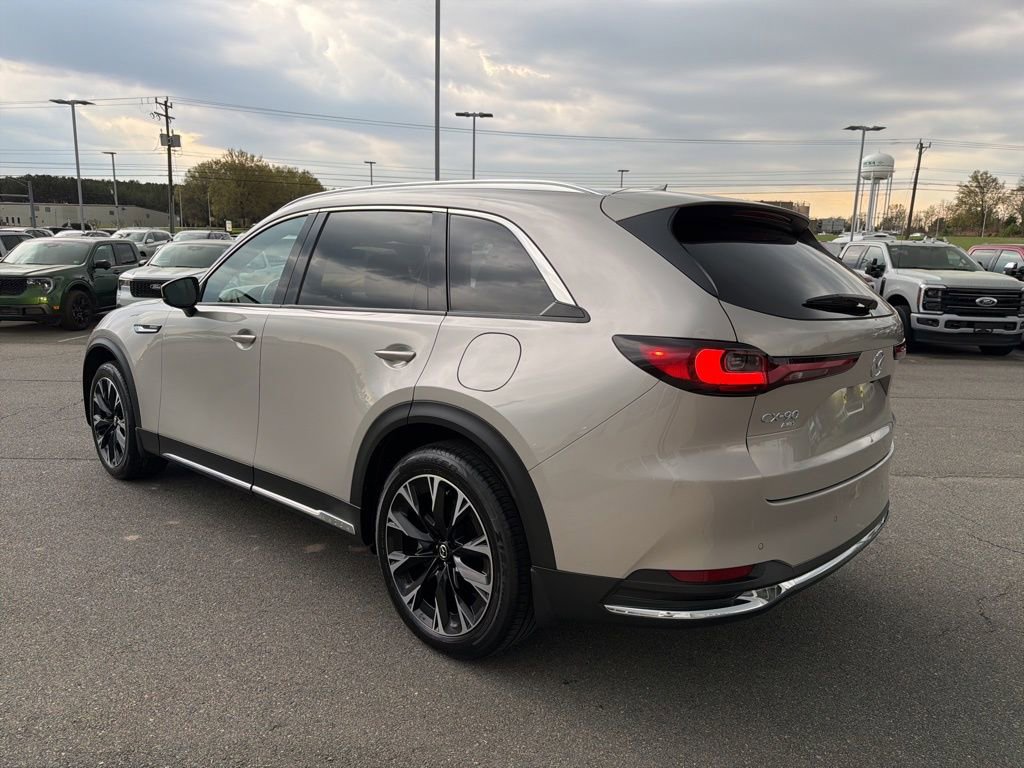 Used 2024 MAZDA CX-90 Plug-In Hybrid w/ Premium Plus image 5
