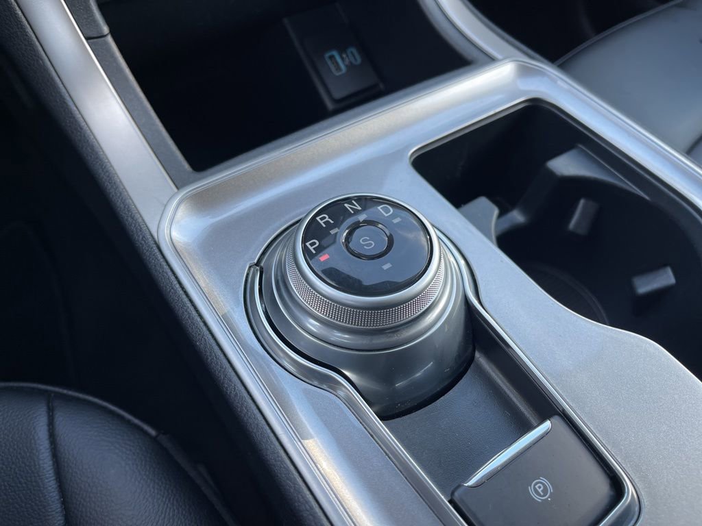 Certified 2024 Ford Edge SEL image 13