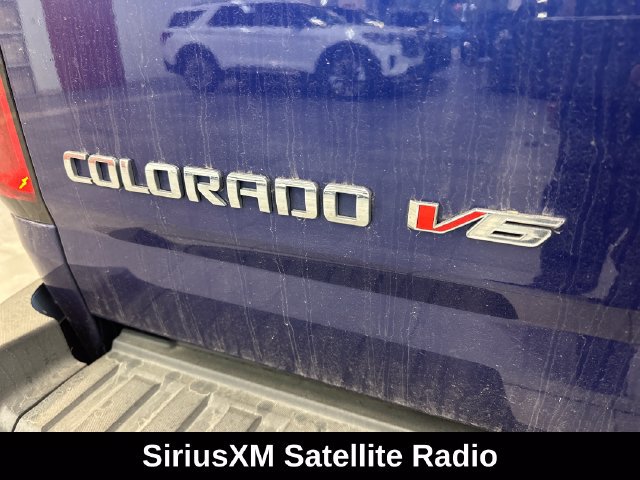 Used 2017 Chevrolet Colorado Z71 AWD/4WD image 7