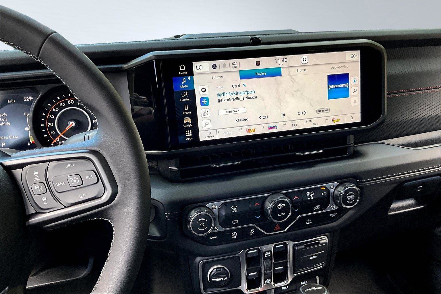 New 2025 Jeep Gladiator Rubicon image 8