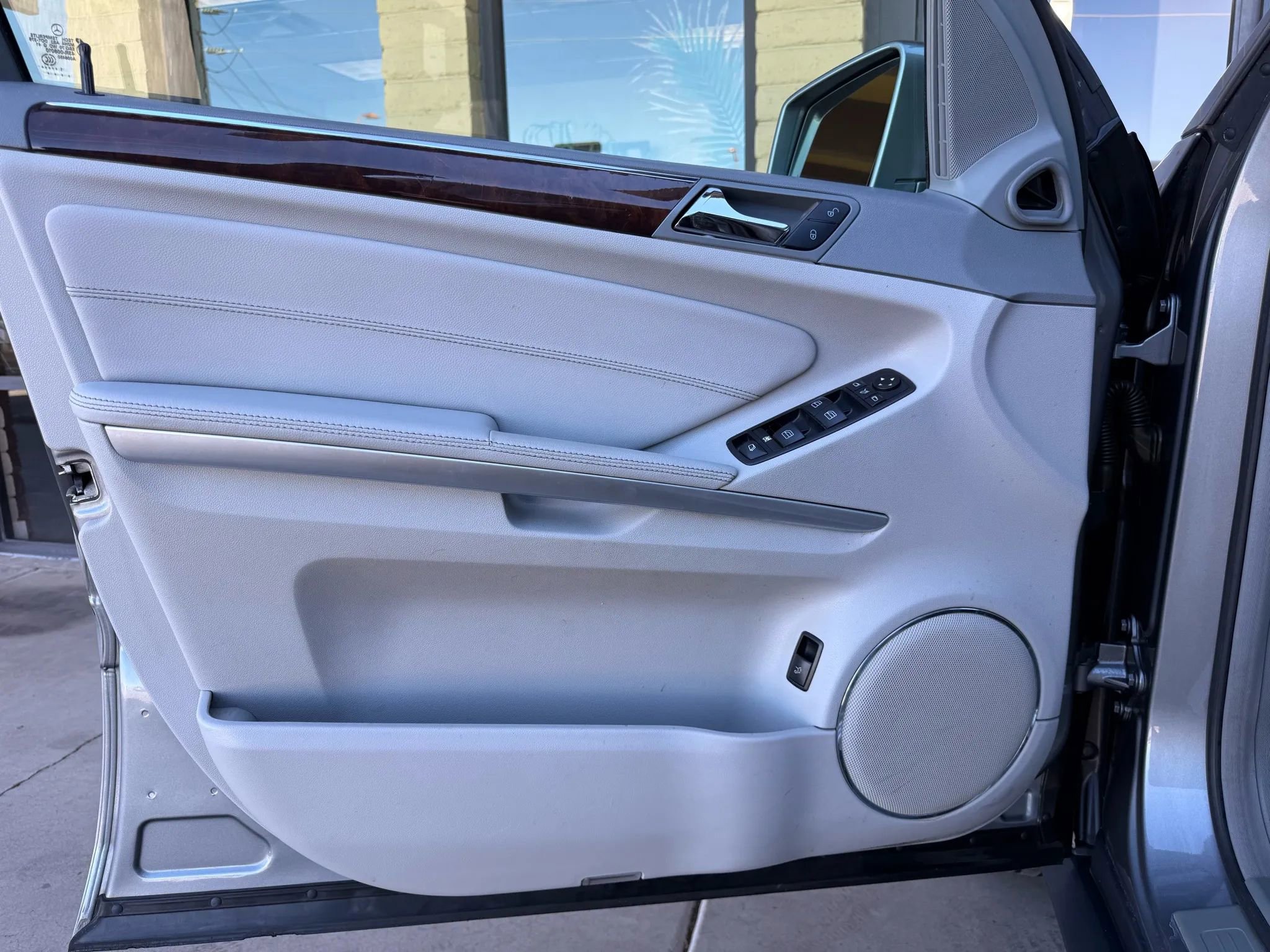 Used 2012 Mercedes-Benz GL 320 BlueTEC 4MATIC image 18