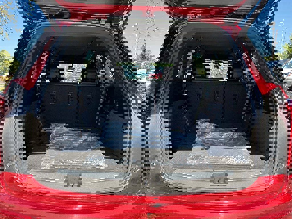 New 2025 Cadillac XT6 Luxury image 27