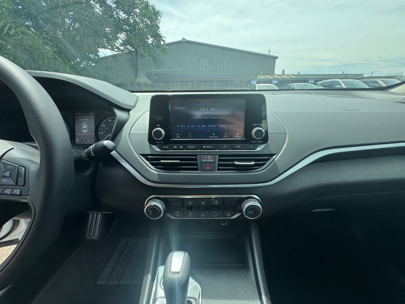 Used 2024 Nissan Altima 2.5 S image 18