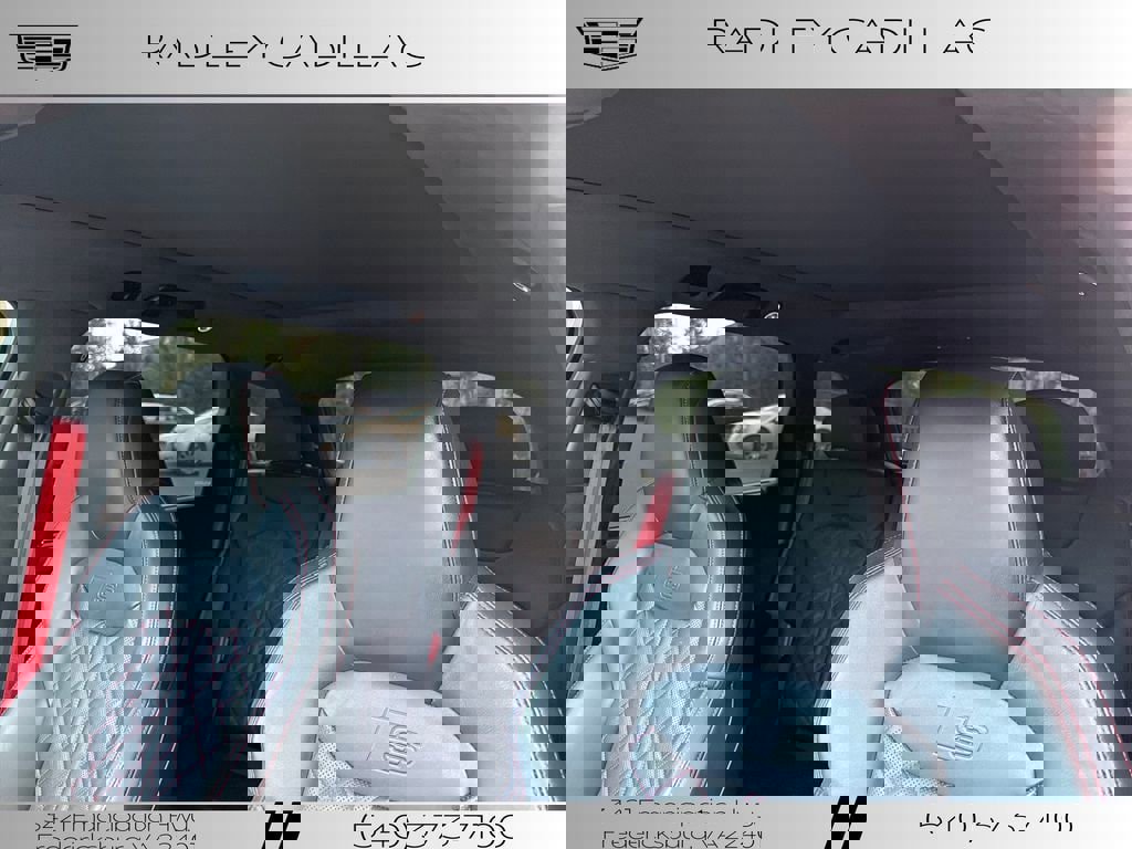 Used 2025 Audi SQ7 Prestige AWD/4WD image 2