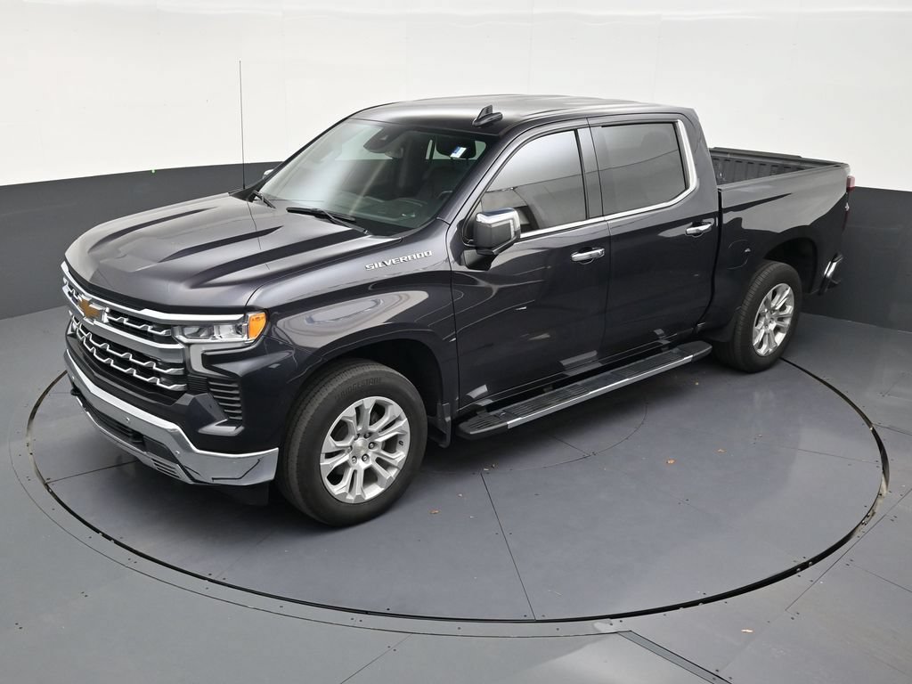 Used 2024 Chevrolet Silverado 1500 LTZ RWD image 11