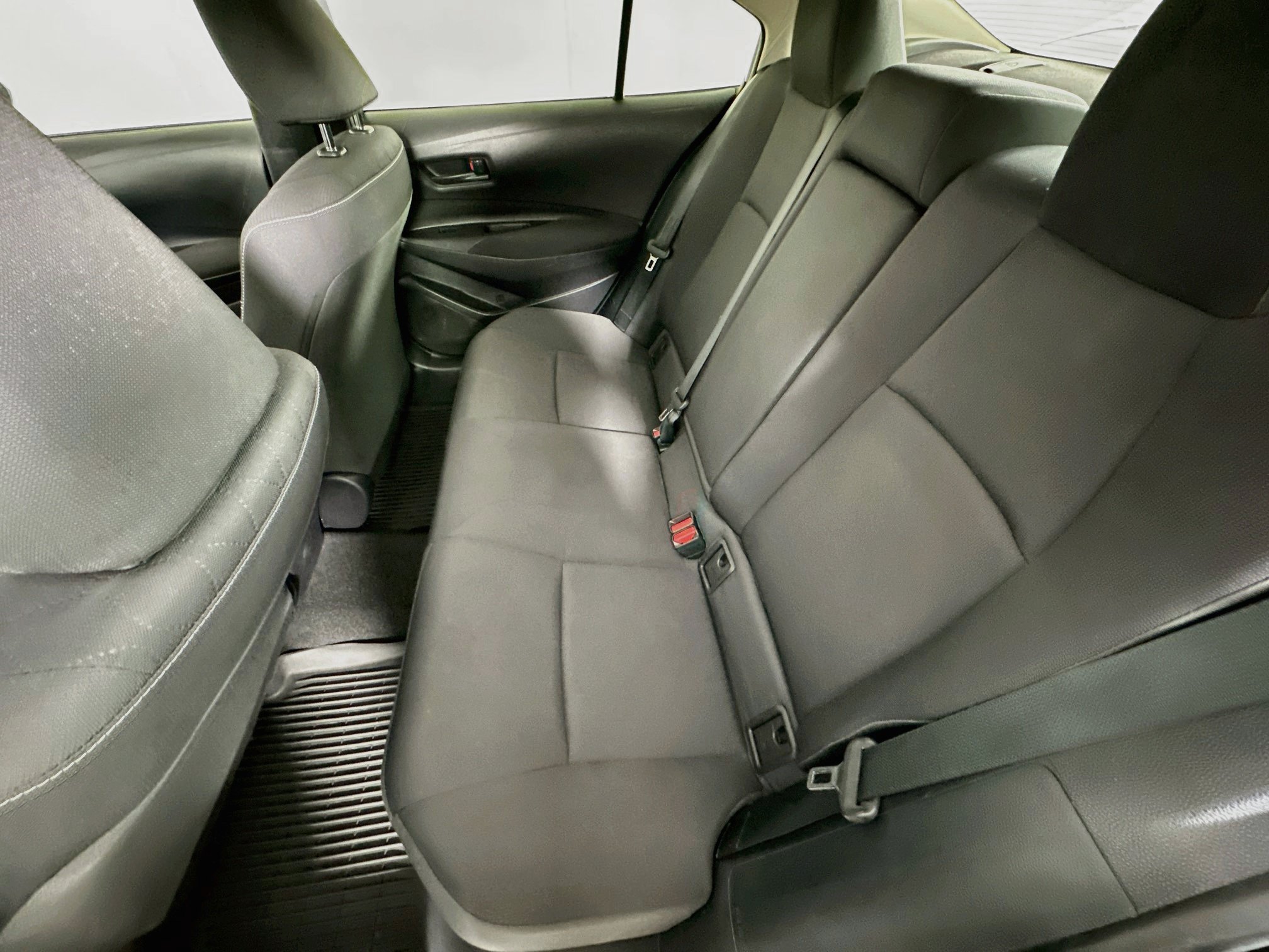 Used 2023 Toyota Corolla LE FWD image 26